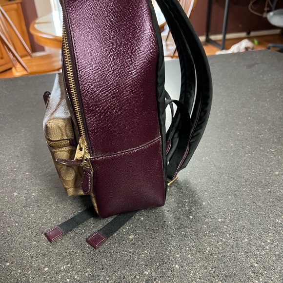 Coach Charlie Medium Backpack - Picture 4 of 6